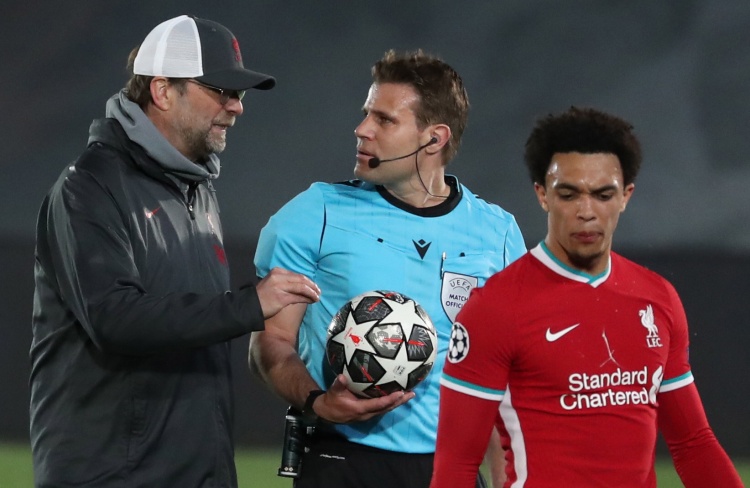 申花客战广岛三箭：吴曦领衔，米内罗、阿马杜、路易斯首发（申花客场挑战广岛三箭：吴曦率队，米内罗、阿马杜、路易斯进入首发阵容）