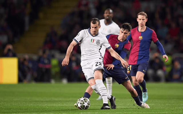 环足奖年度最佳总监候选：坎波斯、爱德华兹&理查德-休斯在列（环足奖年度最佳总监提名公布：坎波斯、爱德华兹、理查德-休斯入围）