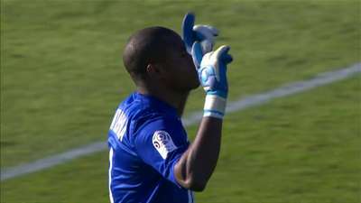 篮球CBA季后赛门票售罄，黄牛加价300%（CBA季后赛一票难求，黄牛价飙至原价三倍）