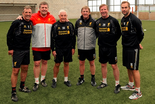 德转2025年度球员浏览量排名：C罗第1，梅西第2，亚马尔第3（德转公布2025年球员访问量榜：C罗登顶，梅西居次，亚马尔第三）