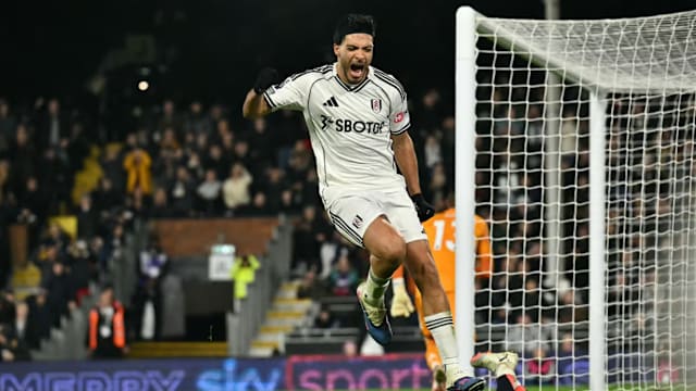 齐沃：在比赛的某个阶段全队都过度兴奋，缺乏清晰的思路（齐沃：比赛一度全队情绪过热，思路不够清晰）