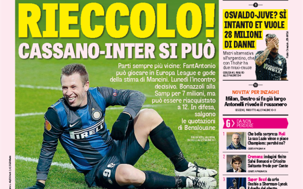 刘若钒庆祝海港队夺冠：人生第一个中超冠军🏆（海港登顶中超，刘若钒喜获职业生涯首冠🏆）