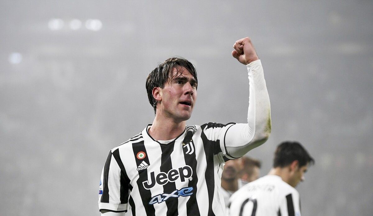 巴萨官方：欧冠对法鹰为高风险，将启动客队球迷安全管控预案（巴萨官宣：欧冠对阵法鹰被定为高风险，将启用客队球迷安保预案）