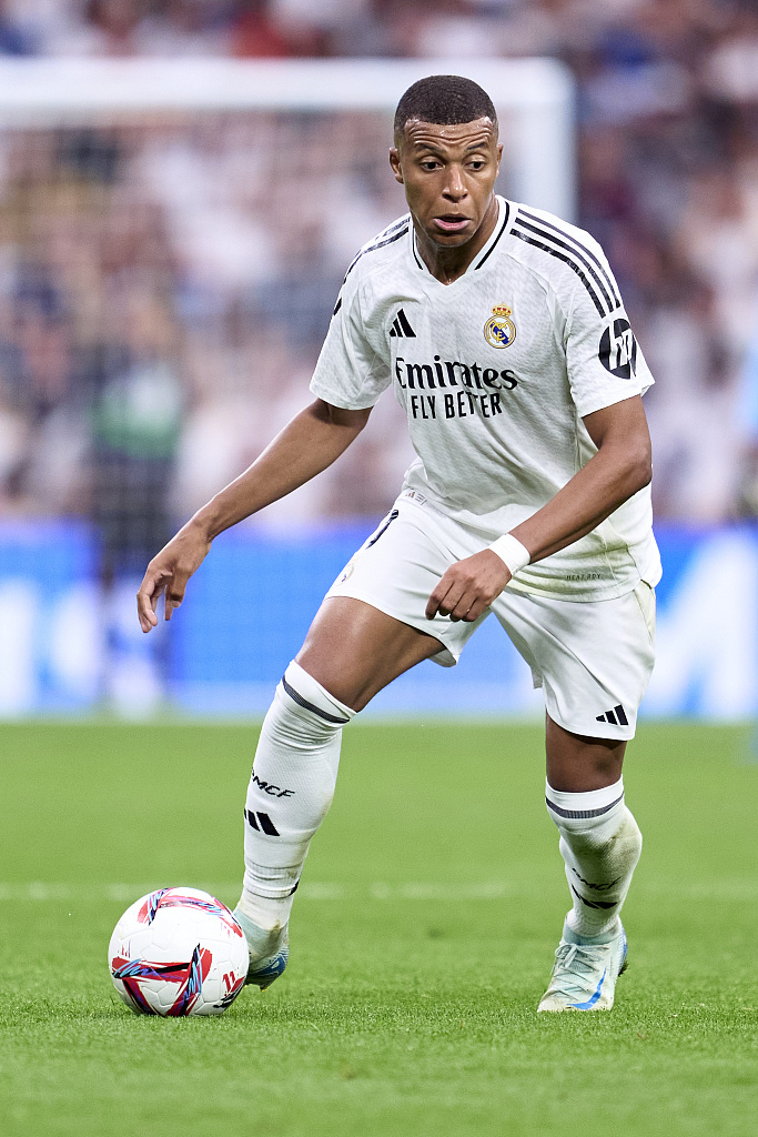 女子篮球联赛焦点球员表现回顾（女篮联赛关键球员表现盘点）