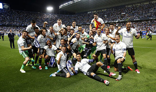 斯卢茨基：我们丢球后不得不加强进攻，这给了对手很多空间（斯卢茨基：失球后我们被迫压上进攻，给了对手更多空当）