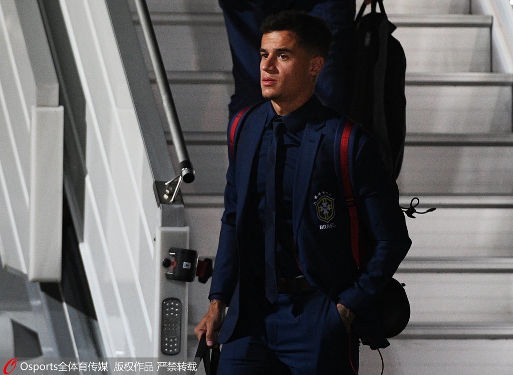 布冯：迈尼昂展现决定性作用，想夺冠的球队必须要有这种门将（布冯：迈尼昂展现关键影响力，争冠球队离不开这种门将）