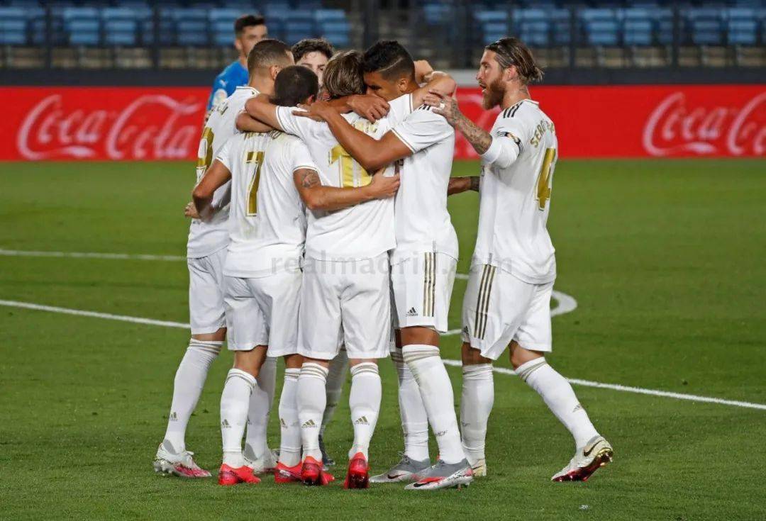 “我爱足球”燃动许昌（许昌掀起“我爱足球”热潮）