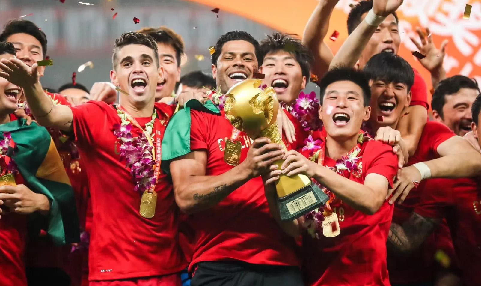 泽林斯基：点球绝对不存在；接下来必须回联赛里赢球（泽林斯基：那球不该判点；回到联赛必须拿下胜利）