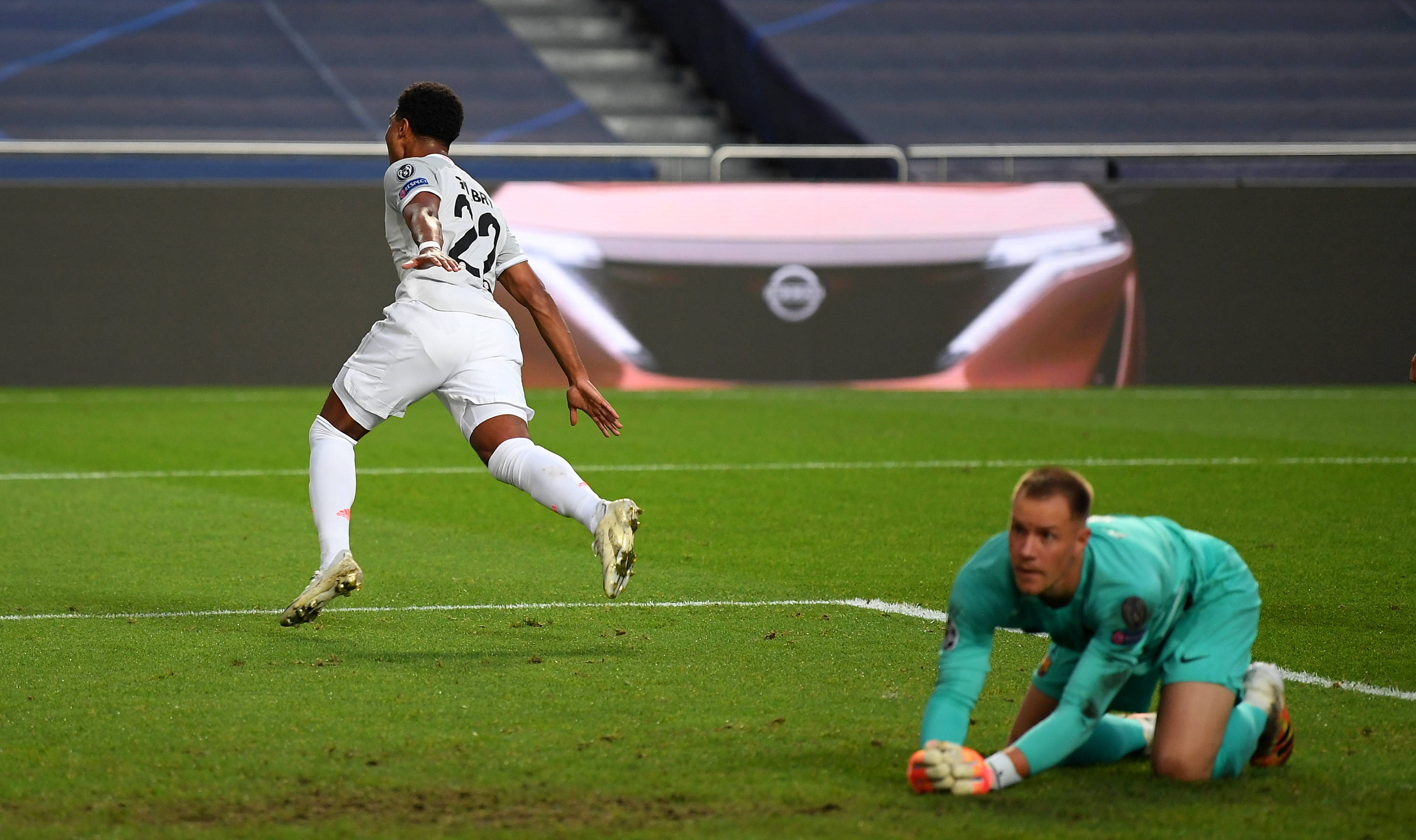 球迷文化成为赛事最大亮点（球迷文化成赛事最吸睛看点）