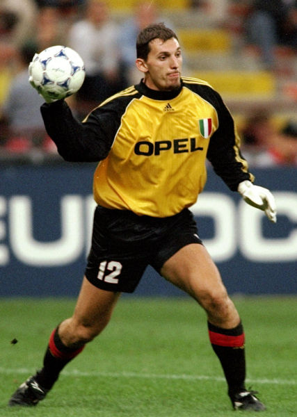 弗拉泰西：1-4输给挪威并非耻辱，对手并没有彻底击垮我们（弗拉泰西：1比4负于挪威不丢人，对手并未将我们彻底击溃）