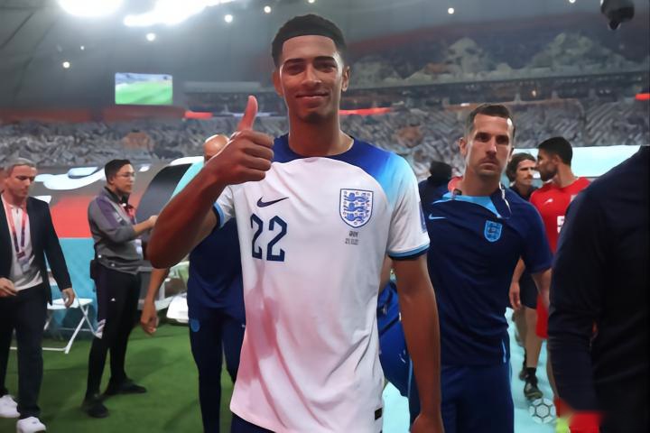 FC26坚不可摧：萨拉赫领衔，萨卡、莫德里奇、卡马文加在列（FC26铁壁阵容：萨拉赫挂帅，萨卡、莫德里奇与卡马文加悉数入选）